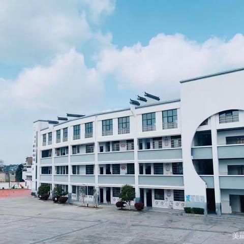 聚焦新课标 ，以“说”促成长——大地小学1-3年级教师说课比赛活动纪实