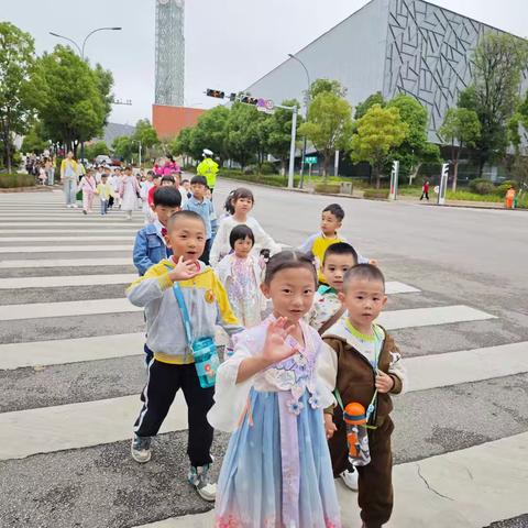 安宁市扬帆贝贝宁湖峰境幼儿园史努比班第十四周周报