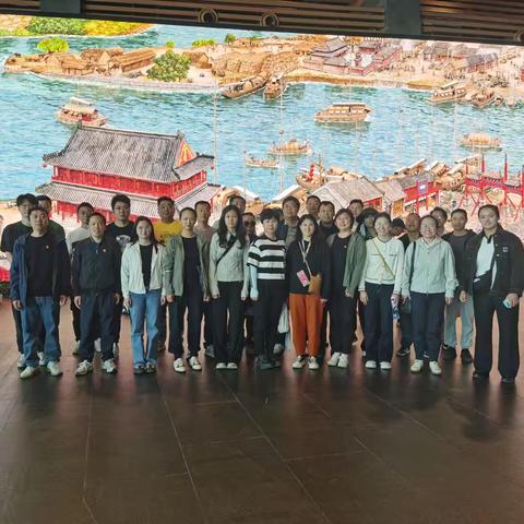 “感悟运河文化 提升党性修养”水务中心党支部联合农服中心党支部前往通州大运河博物馆参观学习