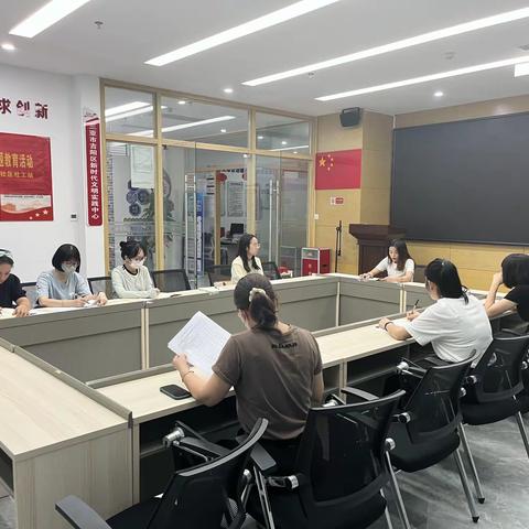 【吉阳区卓达大社区团委】卓达大社区团委5月份基层工作例会