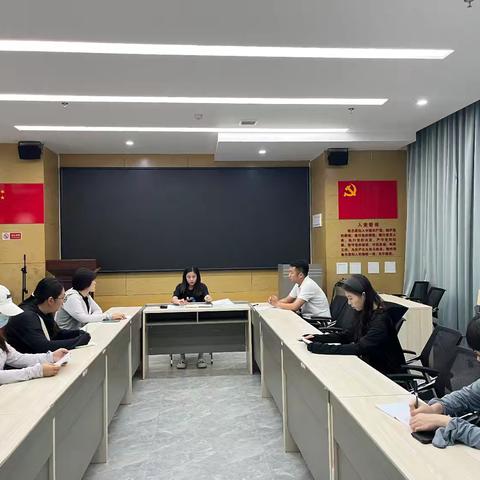 【吉阳区卓达大社区团委】卓达大社区团委4月份基层工作例会