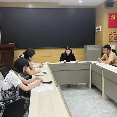 【吉阳区卓达大社区团委】卓达大社区团委9月份基层工作例会