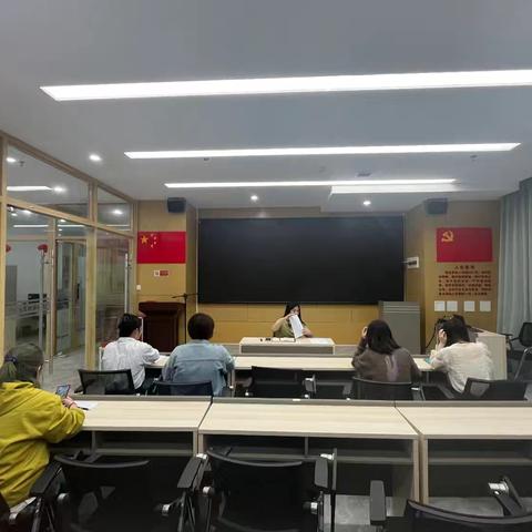 【吉阳区卓达大社区团委】卓达大社区团委召开2月份基层工作例会