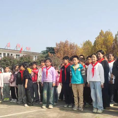 消防警钟长鸣 安全重于泰山 苏进红军小学举行消防安全演练活动