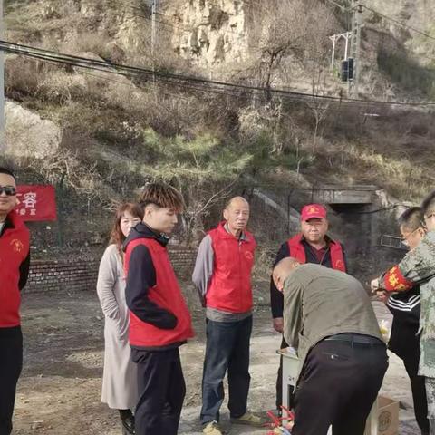 清明追思忆先辈，文明祭祀传美德 ——李家湾村党支部清明节主题活动