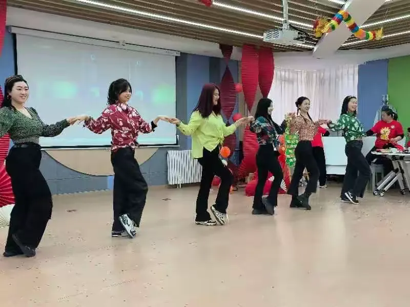 简篇-龙年迎盛世,聚力谱华章——红星幼儿园(五棵松园)教职工2024庆新年联欢活动