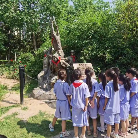 红领巾寻访|许昌实验小学兰亭路校区一（1）班雏鹰假日小队——追梦队活动纪实