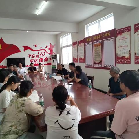 暖心护航高考 助力志愿填报——驻村第一书记来帮忙