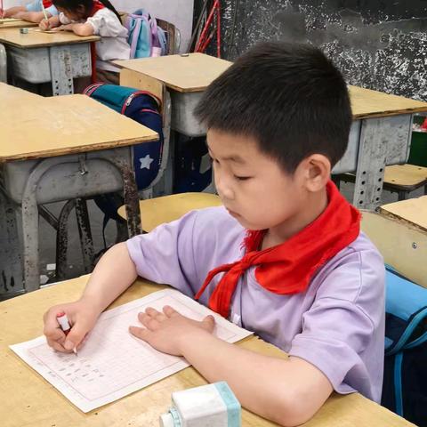 禾丰中心小学少年宫—书法兴趣小组