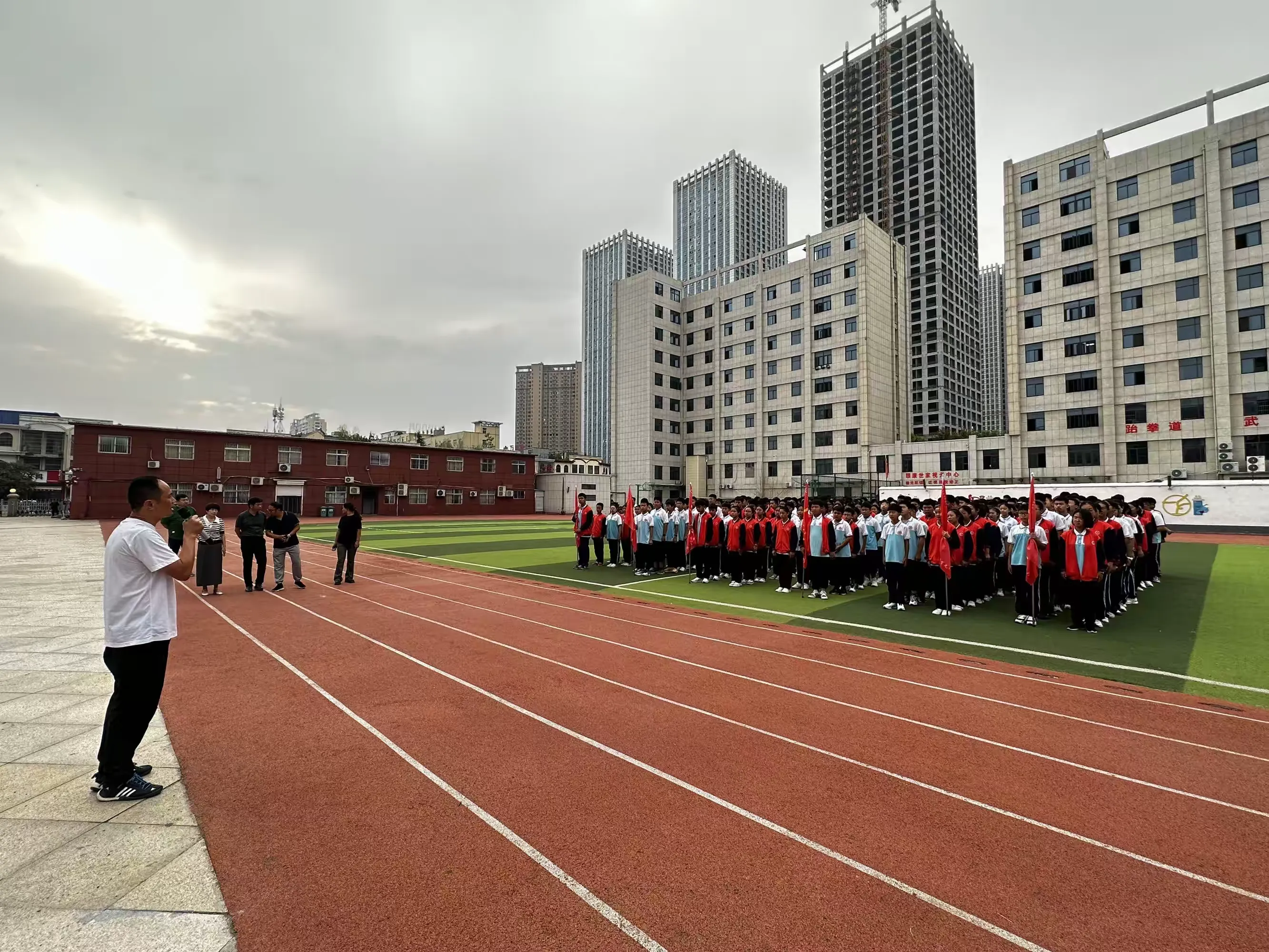 简篇-黉学中学“九一八”爱国主义教育活动