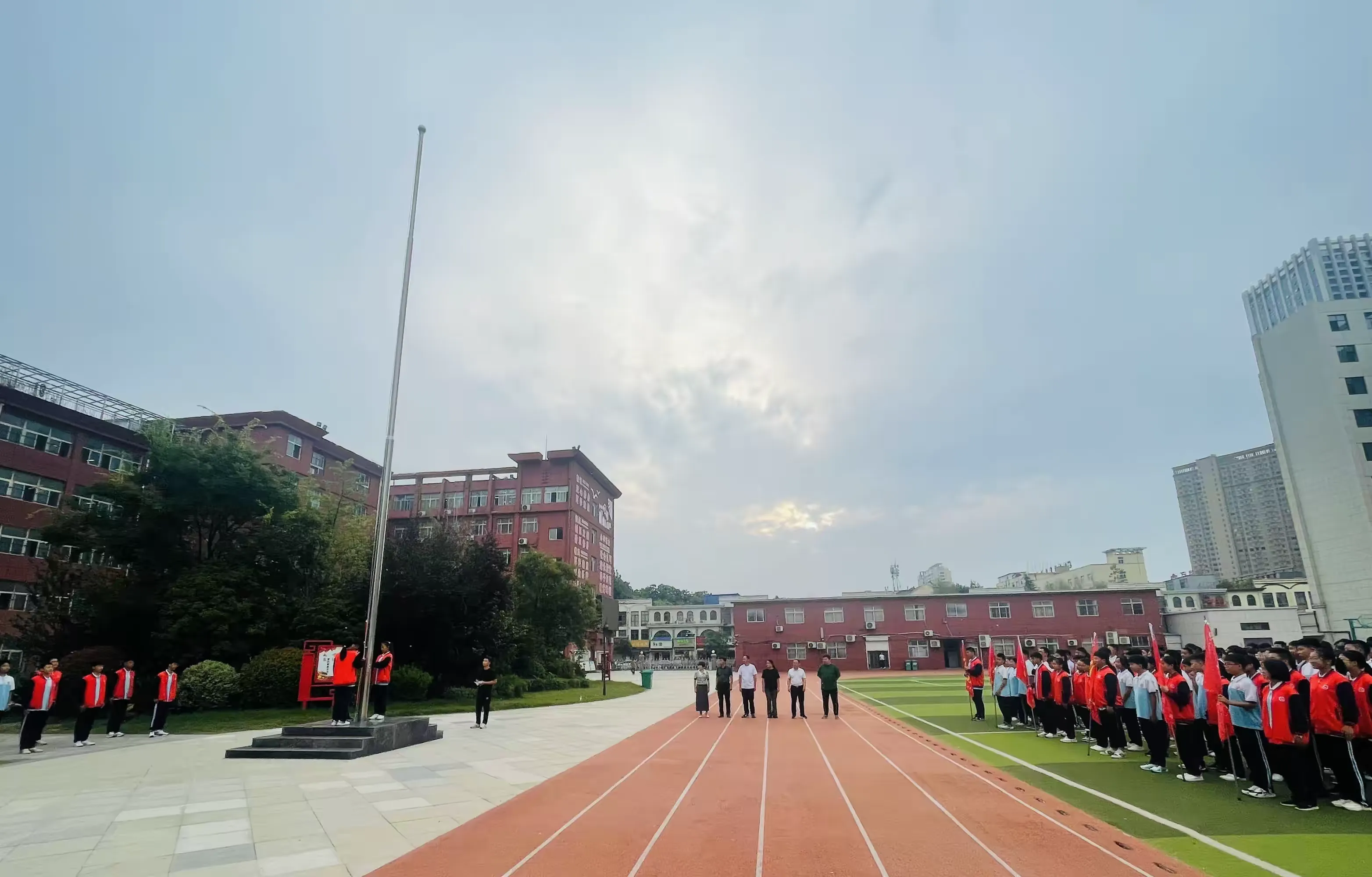 简篇-黉学中学“九一八”爱国主义教育活动