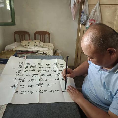 赵家村开展“书法进乡村 墨香暖民心” 文化活动