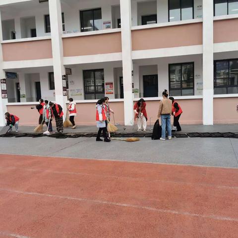 雷锋精神永相伴 志愿服务我践行——通济小学党支部学雷锋主题党日活动