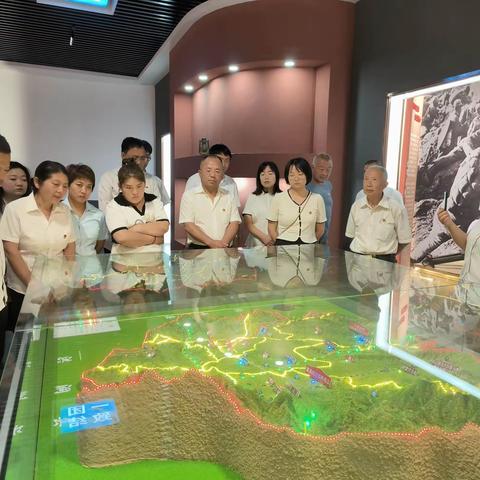 南环办南坛社区开展“红心向党迎七一，砥砺奋进践初心”主题党日活动