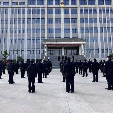 白水巡特警扎实推进春季治安清查整治第三次集中统一清查行动