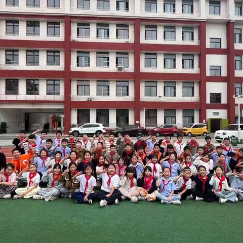 “勤于细微处，爱在寻常处”——嵩县第五实验小学207班班主任工作总结