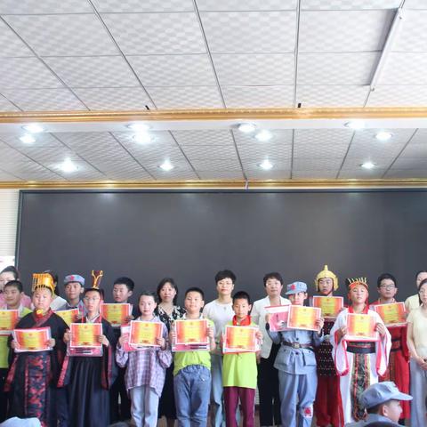 书香润童心，剧韵展风采 ——盂县逸夫实验小学五年级课本剧展演