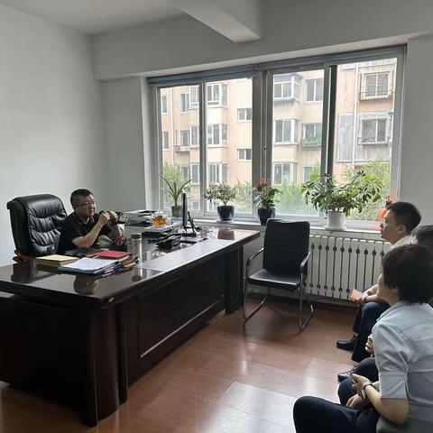 铁西支行走访启工街道党建共建合作共赢