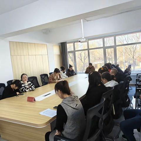 铜钟社区12月份 “学习全会精神 凝聚奋进力量”主题党日活动