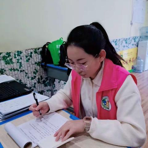 剑桥英语金牌讲师——马老师