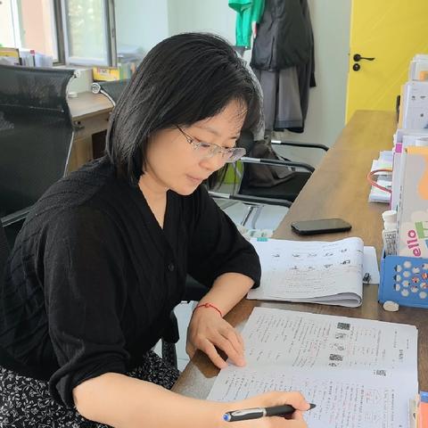 剑桥英语金牌讲师——石老师