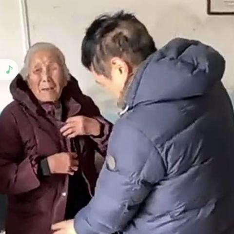 老母亲，一路走好