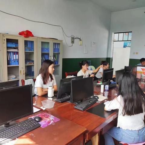 浮西小学开学前安全大检查