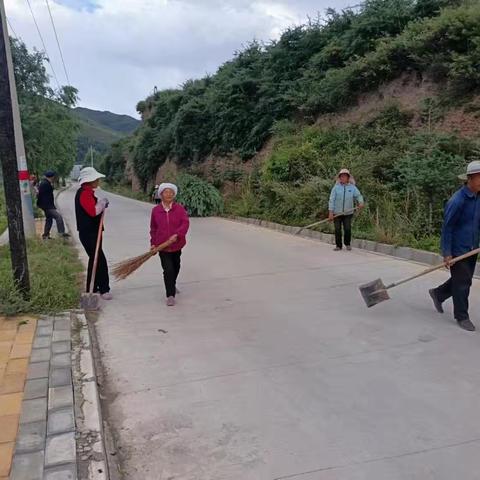 喜迎全州产业大增效行动现场观摩推进会——店子镇开展环境卫生集中大整治大扫除行动