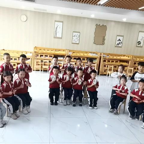 🌈有音乐🎵的童年是快乐的童年🎈 给孩子们种下一颗音乐🎵的种子 让孩子们在音乐🎵的世界里温柔自己[爱心] 给自己的多彩生活加分🎈