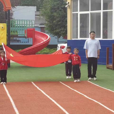 小手红心颂祖国，家园携手庆双节——高渠中心幼儿园国庆中秋主题活动纪实