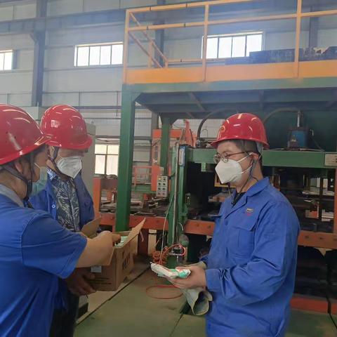 铸造车间开展夏季“送清凉”活动