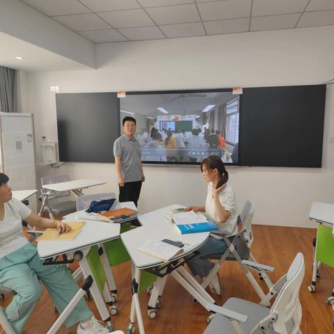 5月22日菏泽一中人民路校区高二历史组业务活动纪实。