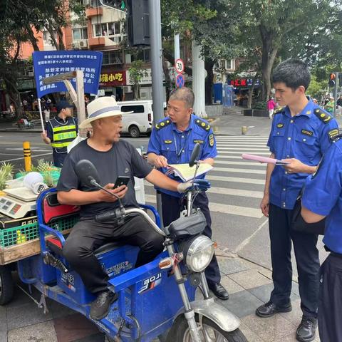 南山区开展第七次占道经营专项执法统一行动