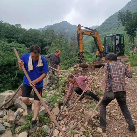 南吾沟村开展“三零创建”活动，重铺吃水管道，助力乡村振兴