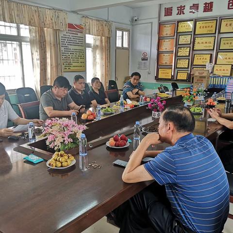 米北村举行庆祝教师节座谈会