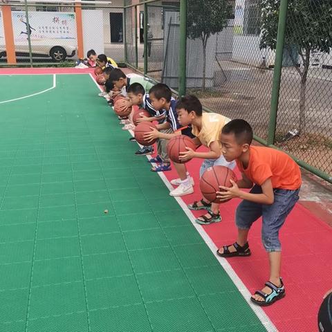 缤纷“暑”假 不负所“托” ——桐坪中心小学暑假托管兴趣班纪实