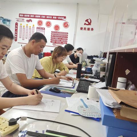 新征程 新作为｜青云社区认真学习龙沙区组织开展的社区“两委”培训课程