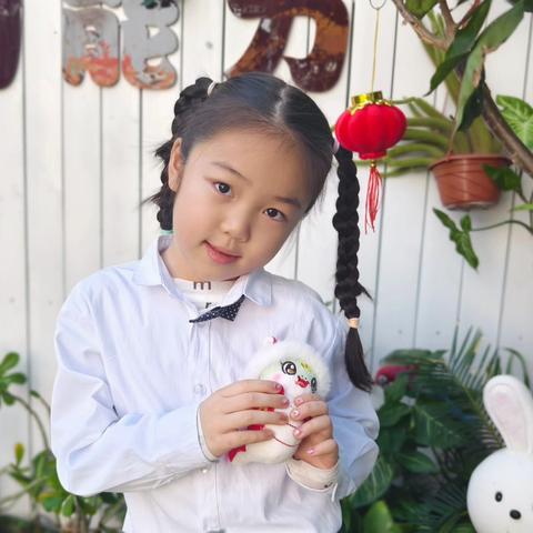 “艺星的孩子就是不一样”朝霞班🌈芷昕🌈香港跨世纪国际教育