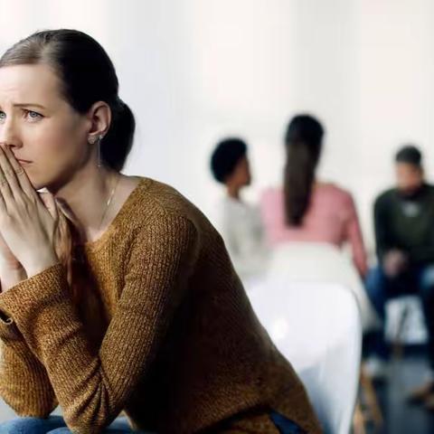 郑州焦虑医院：如何化解职场焦虑？