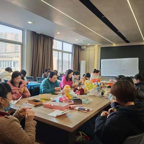 破茧成蝶，宝妈逐光之旅，编织不设限人生