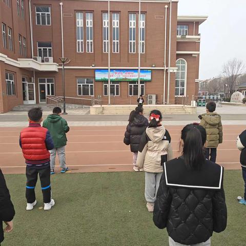 三月春风暖，追“锋”少年行——大港第十二小学“学雷锋纪念日”主题活动