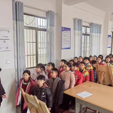 三春集镇中心小学一二年级乐考活动：趣味闯关促成长