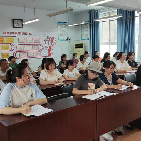 荷花送清香 新生报到时 ——三门峡市第一小学教育集团向川小学校区2023年秋季招生筹备工作