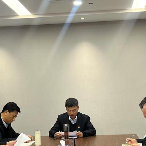 徽商银行亳州分行党委书记、行长赴涡阳支行开展下基层接访活动