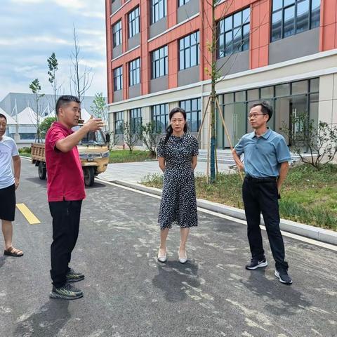 柯愫君一行到瑞昌市第九中学调研指导