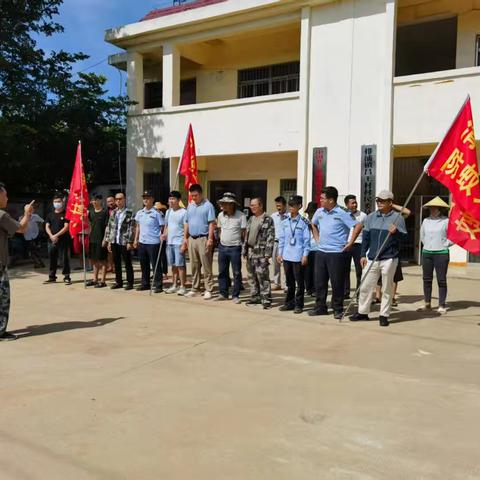 排浦镇昌王村委会“清洁家园 防蚊灭蚊”环境卫生整治活动