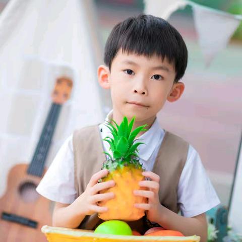 2023～2024学年度植苗幼儿园大B班薛森桐小朋友第二学期期末报告