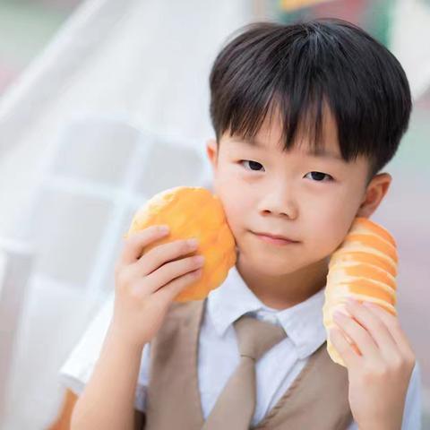 2023～2024学年度植苗幼儿园大B班潘锐羽小朋友第二学期期末报告