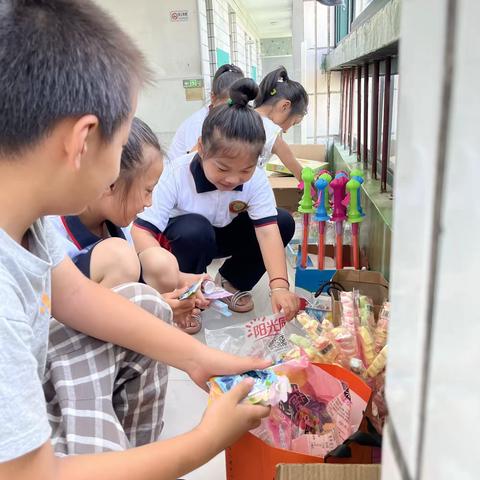 小小积分 大大快乐——开发区第三小学二年级期末积分兑换活动