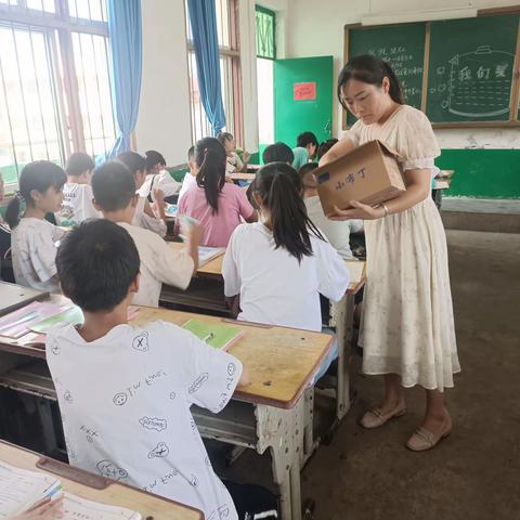 奋斗换硕果，快乐迎暑假——夏集镇中心小学五一班散学典礼